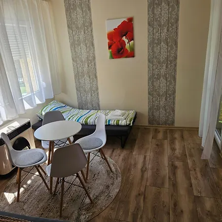 Pipacs Apartman