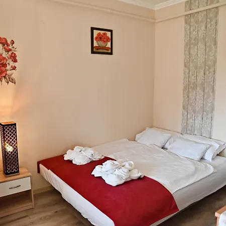Pipacs Apartament *