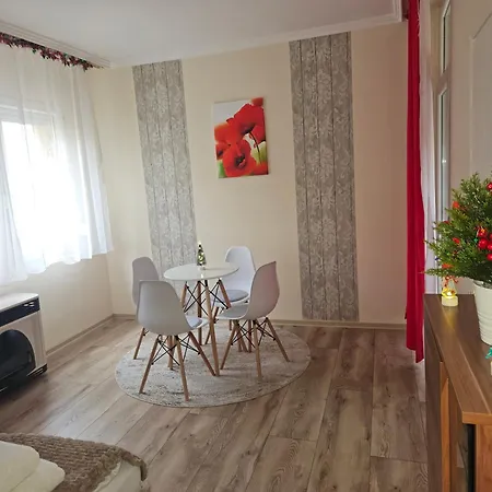 Pipacs Apartament