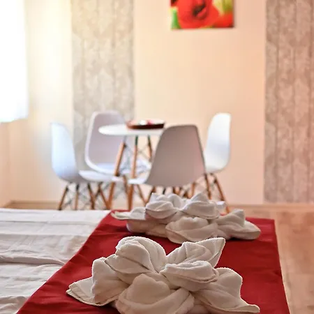 Apartament Pipacs