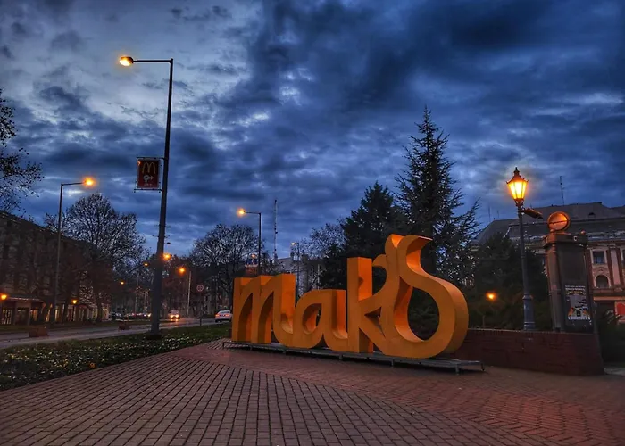 Apartamento Pipacs Makó